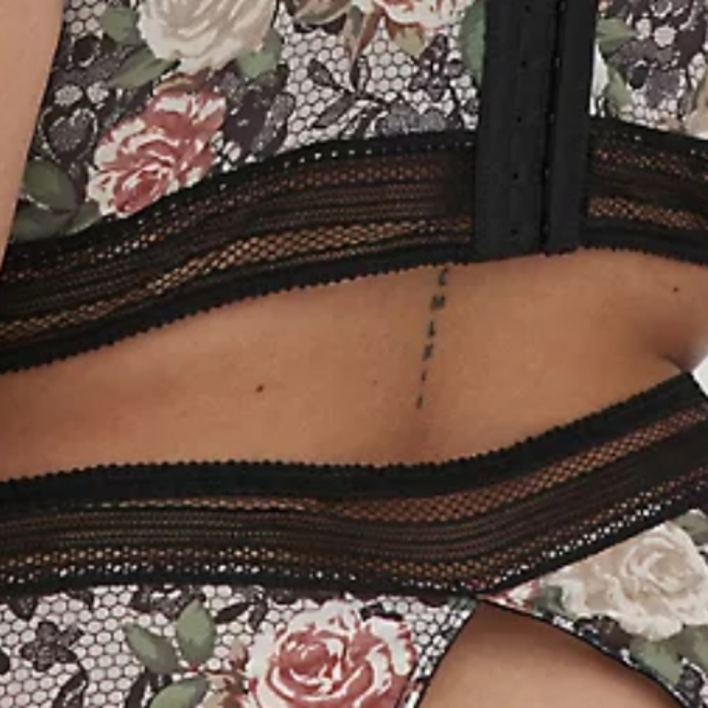 Floral Mesh & Lace Cut-Out High Waist Thong Panty torrid size 6 - Picture 5 of 5